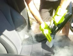 Mașina familiei: igienizare tapițerie auto în Oradea, explicată corect